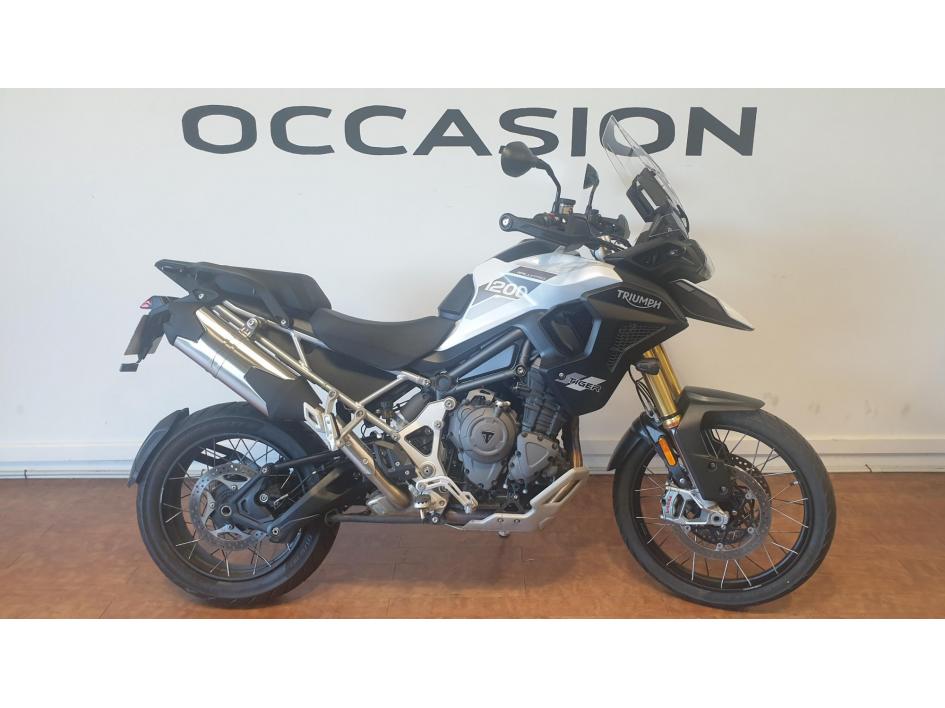 TRIUMPH TIGER 1200 RALLY PRO