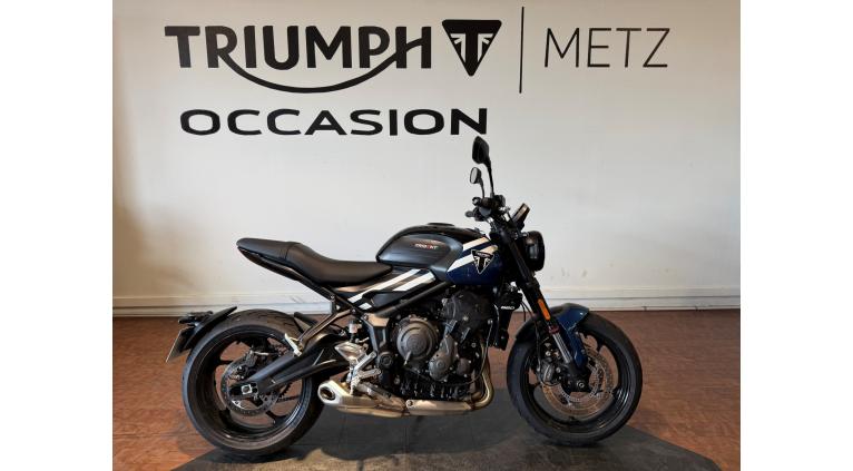 TRIUMPH TRIDENT 660