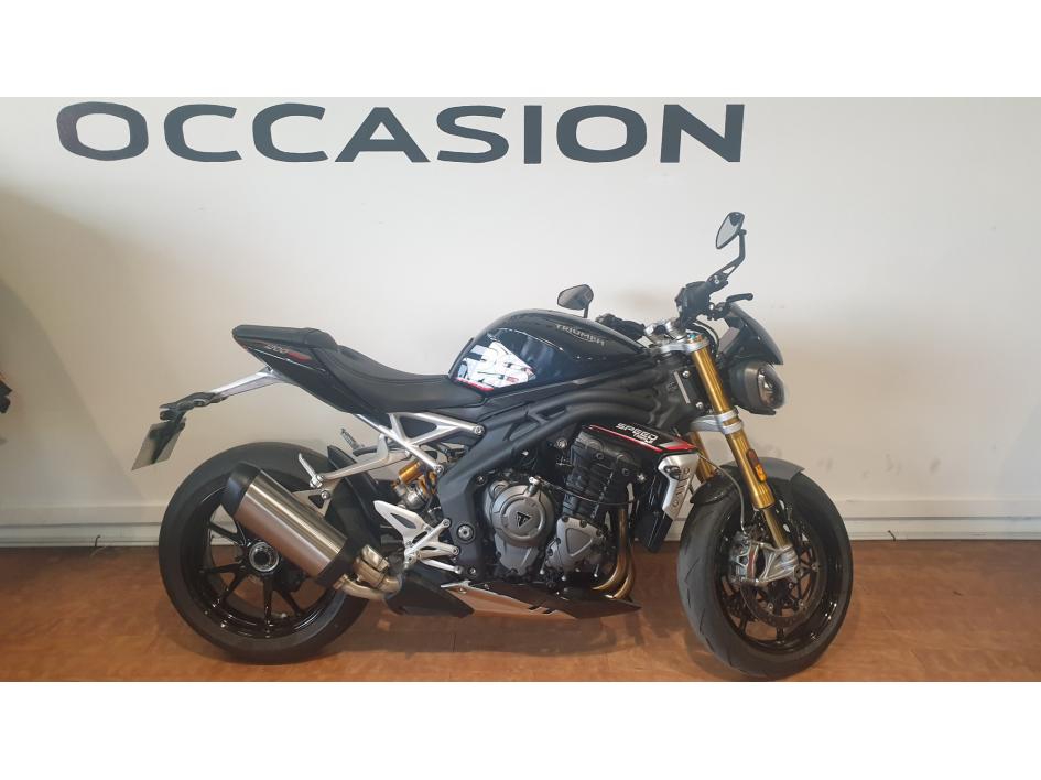 TRIUMPH SPEED TRIPLE 1200 RS