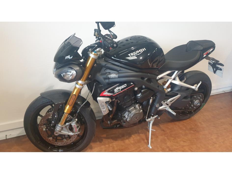 TRIUMPH SPEED TRIPLE 1200 RS