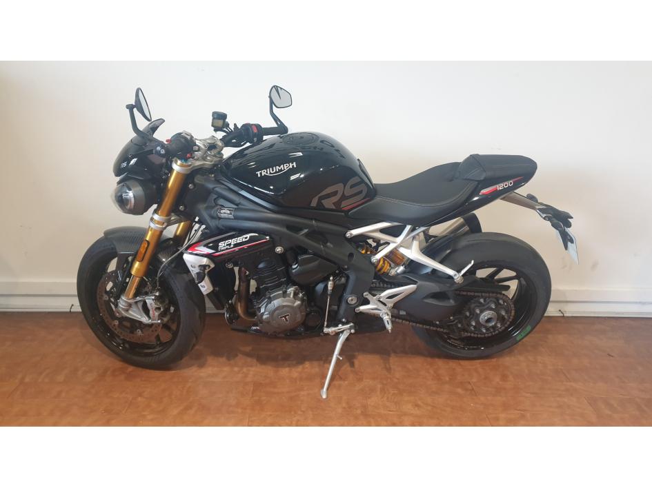 TRIUMPH SPEED TRIPLE 1200 RS