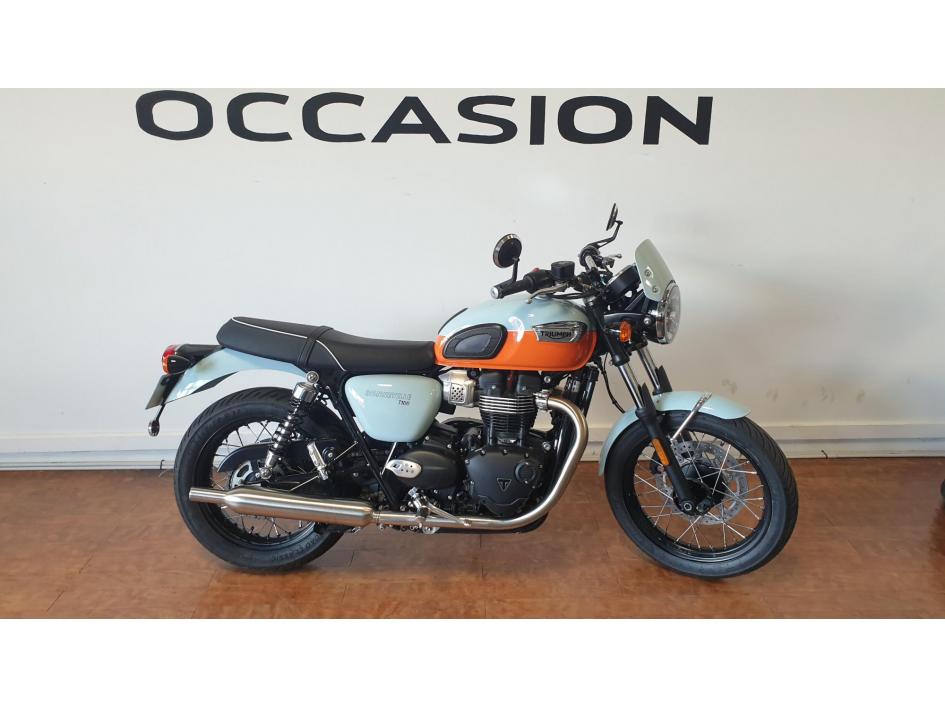 TRIUMPH BONNEVILLE 865 T100
