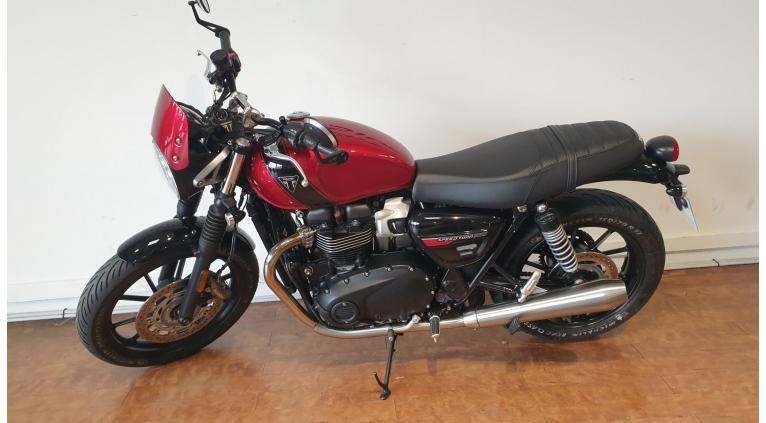 TRIUMPH SPEED TWIN 900