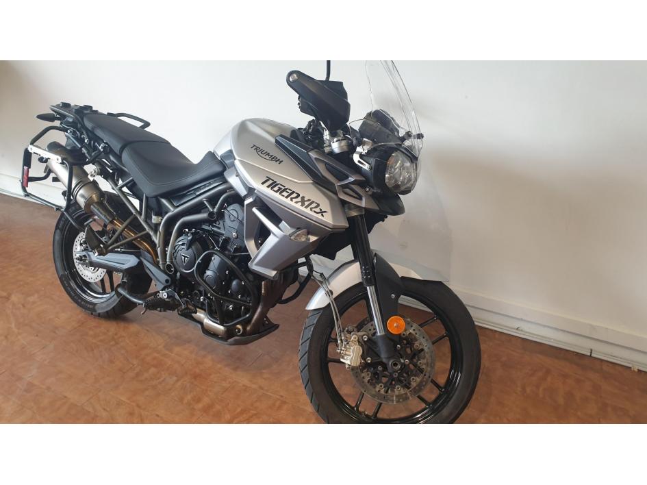 TRIUMPH TIGER 800 XRX