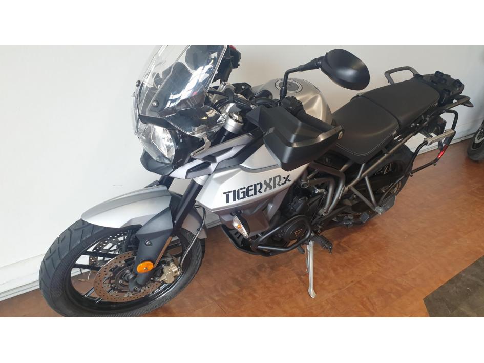 TRIUMPH TIGER 800 XRX